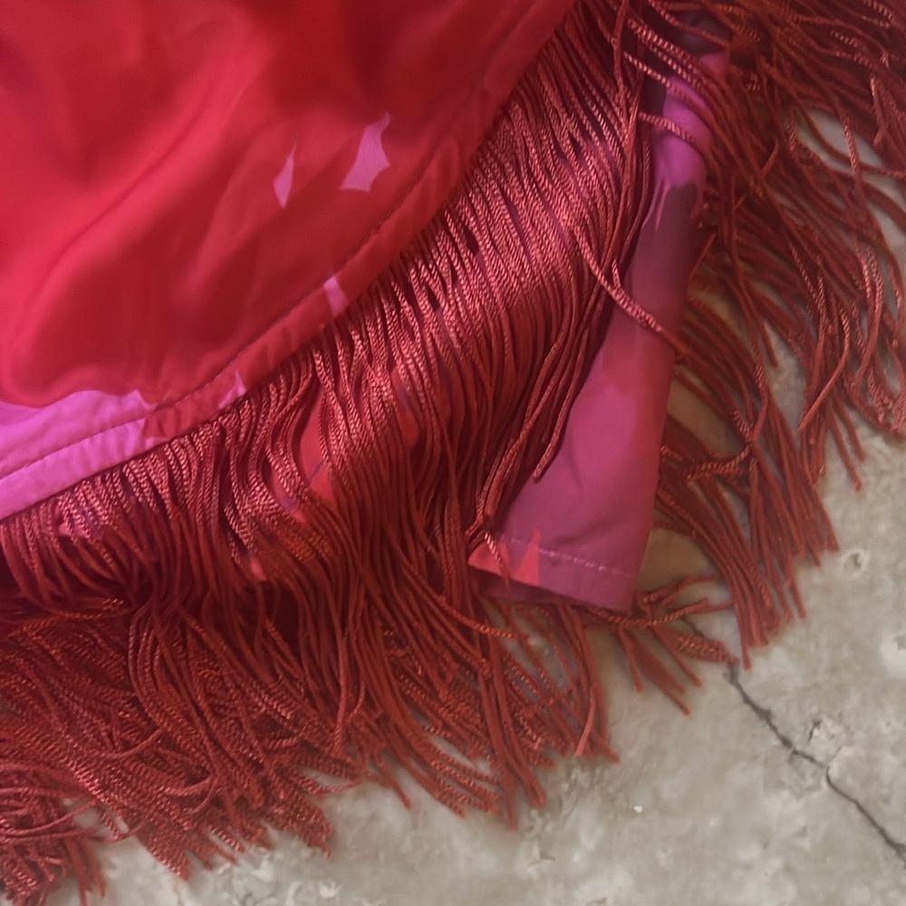 PrettyLittleThing ladies, pink fringe skirt side tie with fringe , NWT size 6 - Picture 10 of 11